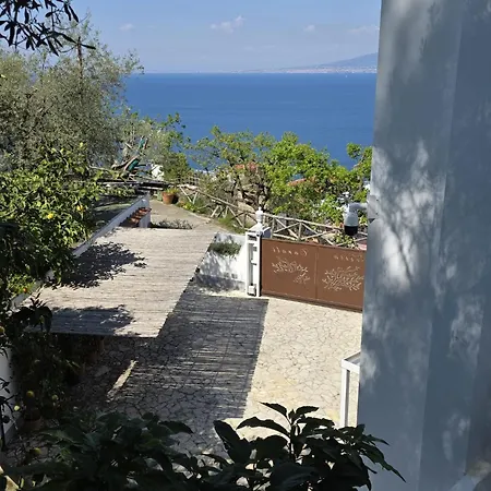 Guest house Coralia Sorrento, Luxury In Amalfi Coast, Italia