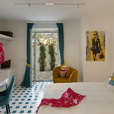 Villa Coralia Luxury Suite In Sorrento, Italia
